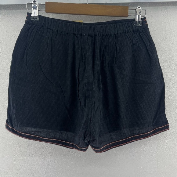 NWT Black Embroidered American Eagle Boho Shorts XS - Picture 4 of 6